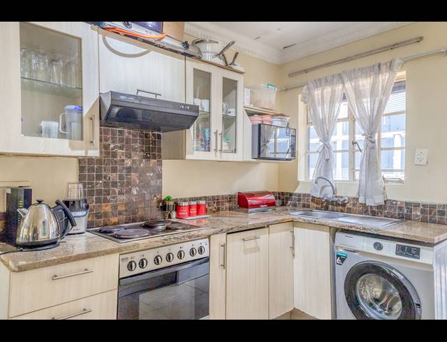 2 BEDROOM APARTMENT RENTED IN RIVONIA